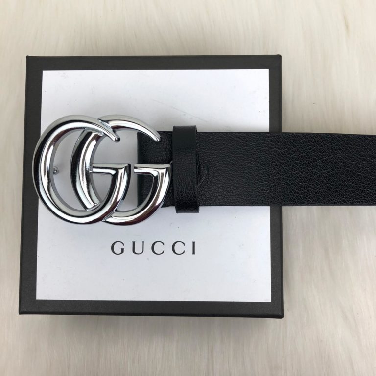 gucci kemer siyah silver parlak toka 4cm