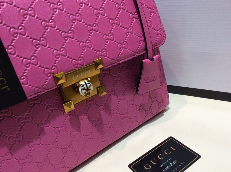 gucci suni deri canta supreme capraz askili buyuk boy pembe