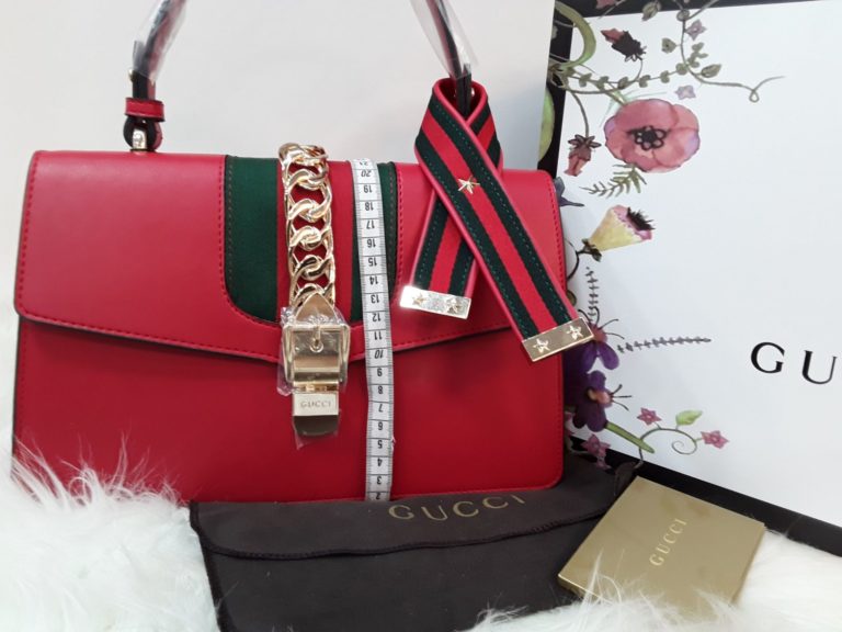 gucci suni deri canta sylvie buyuk boy cift askili kirmizi 30x20