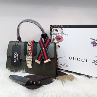 gucci suni deri canta sylvie buyuk boy cift askili yesil 30x20