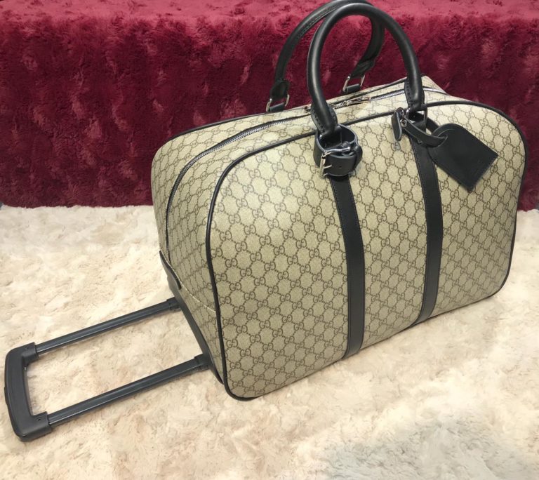 gucci valiz tekerlikli 50cm