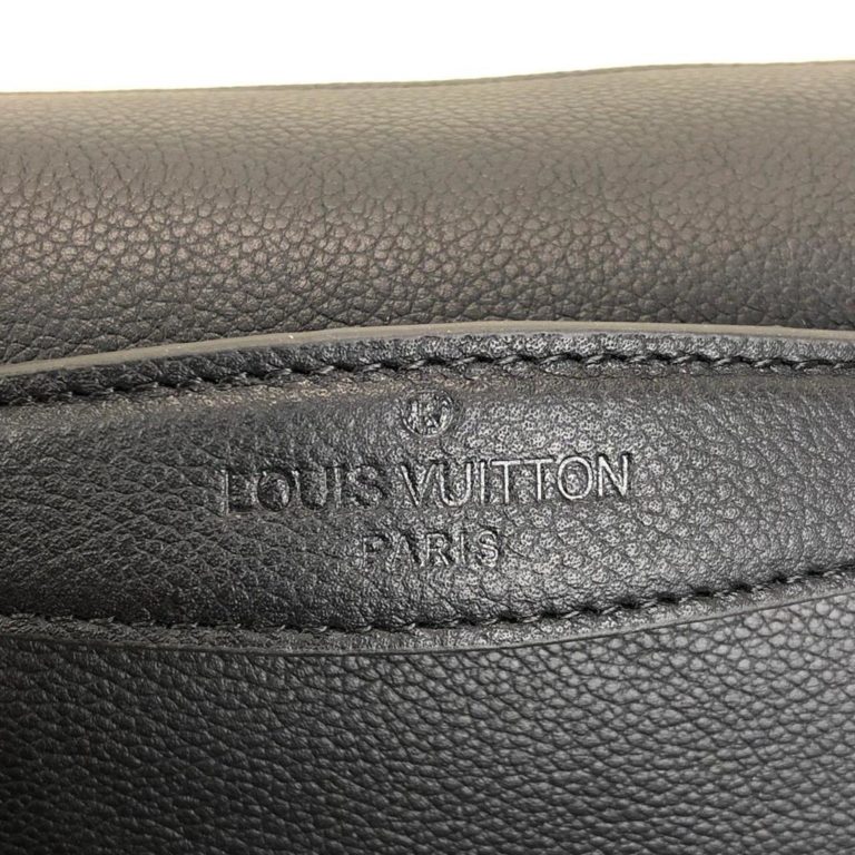 louis vuitton canta bumbag siyah 37x14