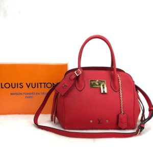 louis vuitton canta milla kirmizi 23x23