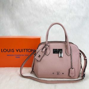 louis vuitton canta milla pembe 23x23