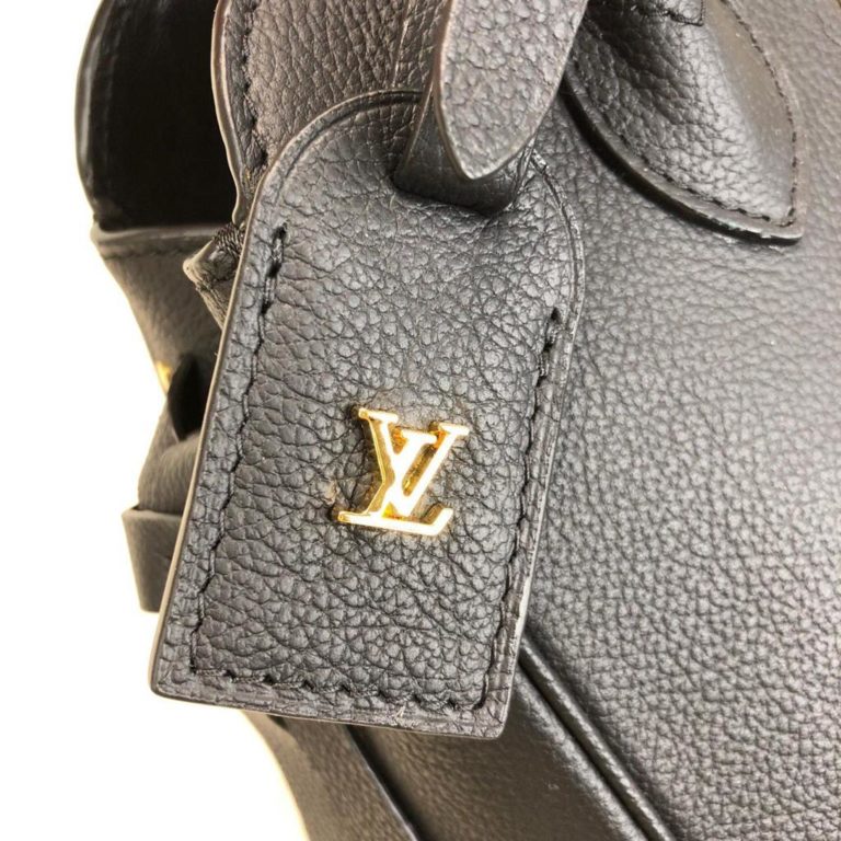 louis vuitton canta milla siyah 23x23