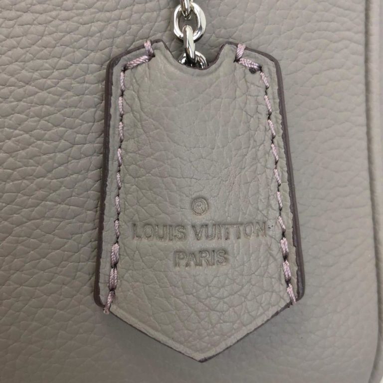 louis vuitton canta milla vizon 23x23