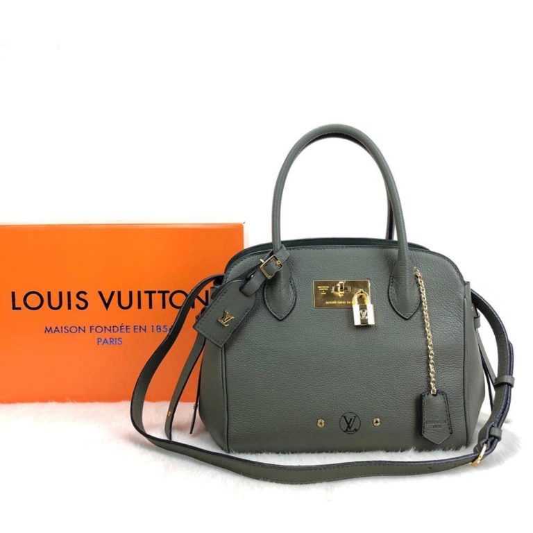 louis vuitton canta milla yesil 23x23