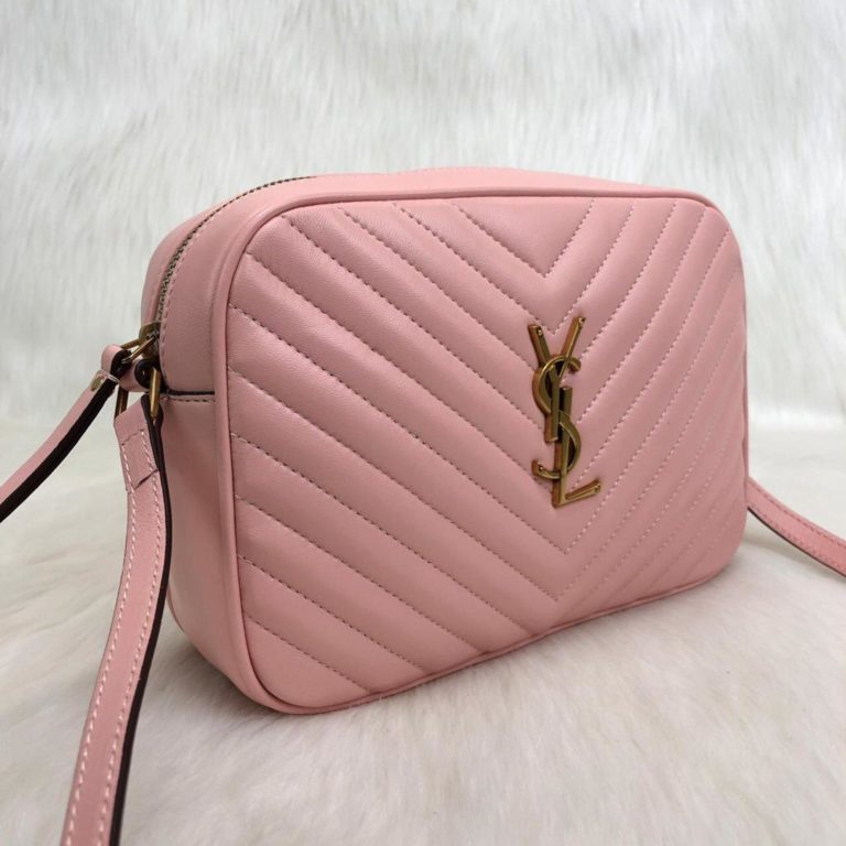 ysl saint laurent canta Lou postaci cantasi pembe gold 23x16cm