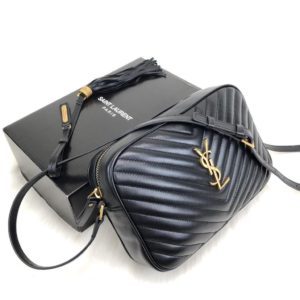ysl saint laurent canta Lou postaci cantasi siyah gold 23x16cm
