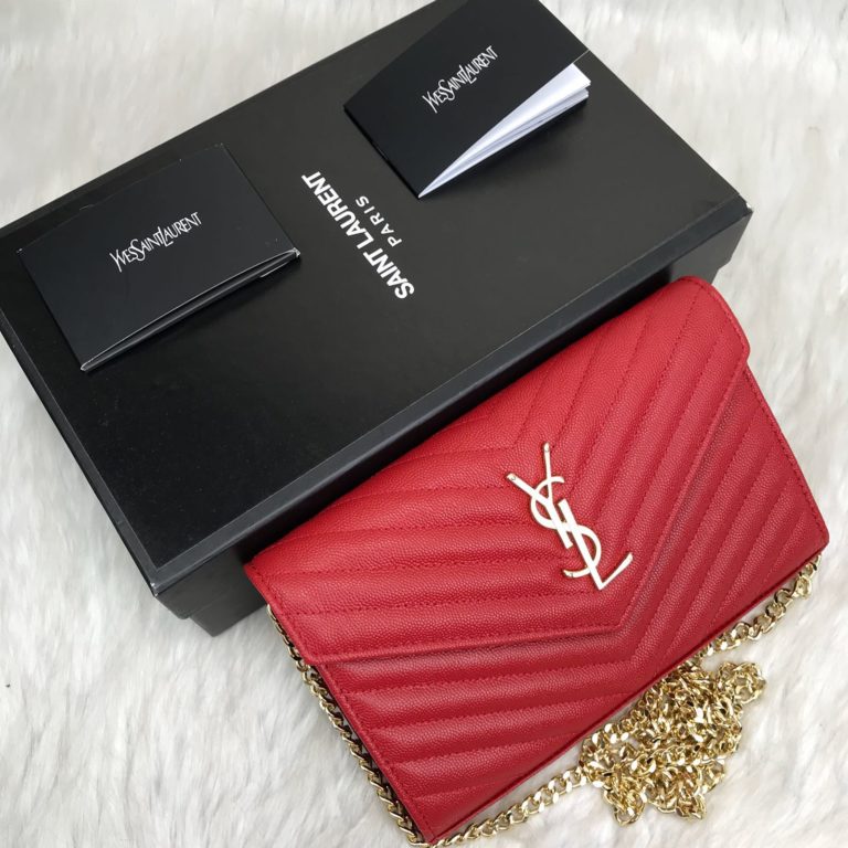 ysl saint laurent canta quilted omuz cantasi gold kirmizi 23x15