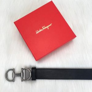 ferragamo kemer erkek siyah mat silver logo dizayn toka