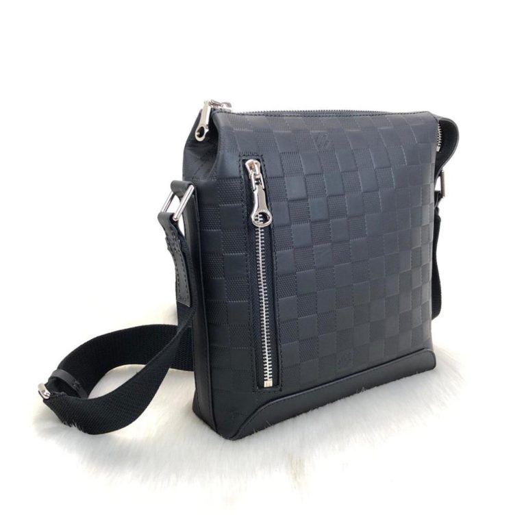 louis vuitton canta Infinity erkek postaci cantasi siyah 24.5x21