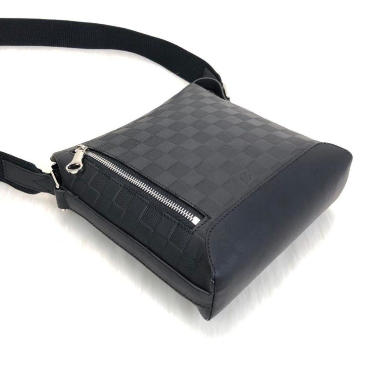 louis vuitton canta Infinity erkek postaci cantasi siyah 24.5x21