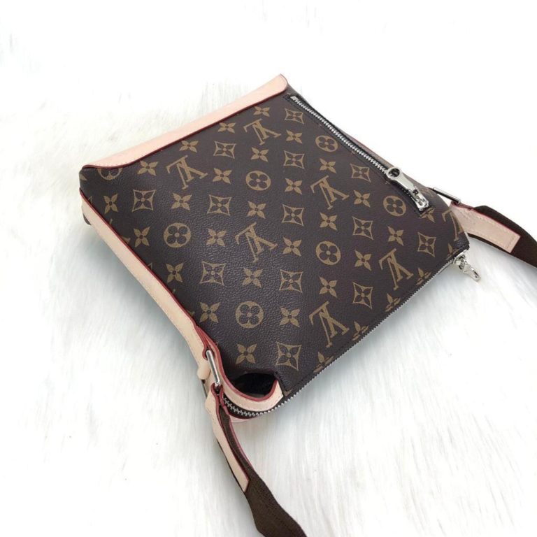 louis vuitton canta Massenger erkek postaci cantasi mono 24.5x21