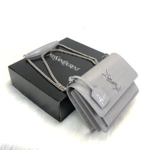 ysl saint laurent canta Sunset medium gri crocodil 22x16 cm