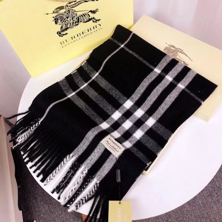 burberry atki yun kasmir siyah