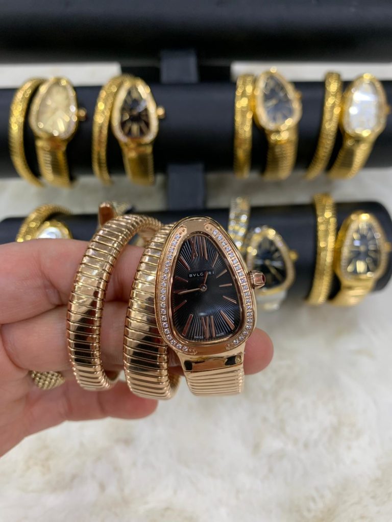 bvlgari saat rose gold tasli