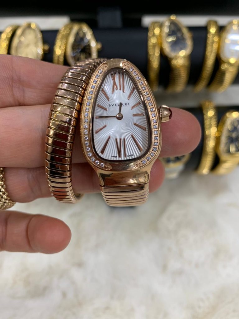 bvlgari saat rose gold tasli beyaz