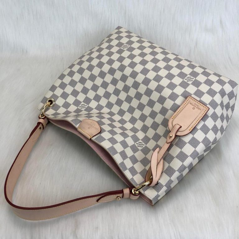louis vuitton canta Graceful Pm damier beyaz Simetrik kesim 30x30 cm