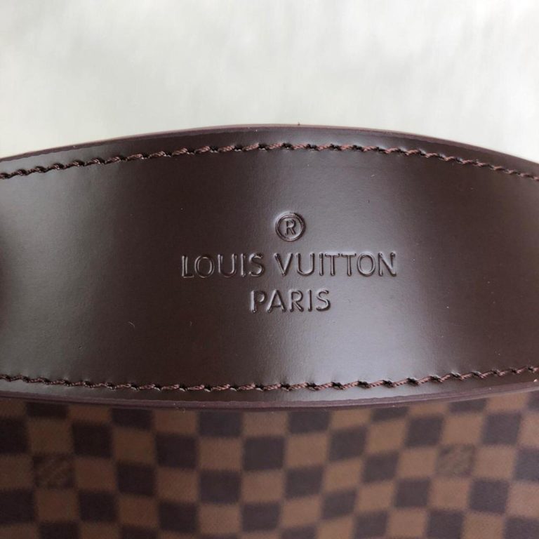 louis vuitton canta Graceful Pm damier kahve Simetrik kesim 30x30 cm