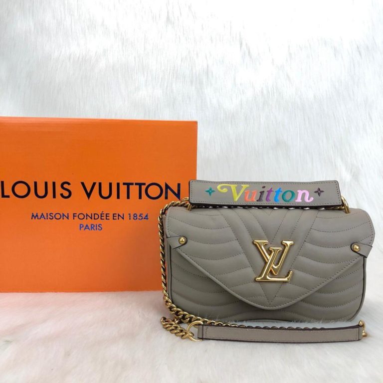 louis vuitton canta New Wave vizon 25x15cm
