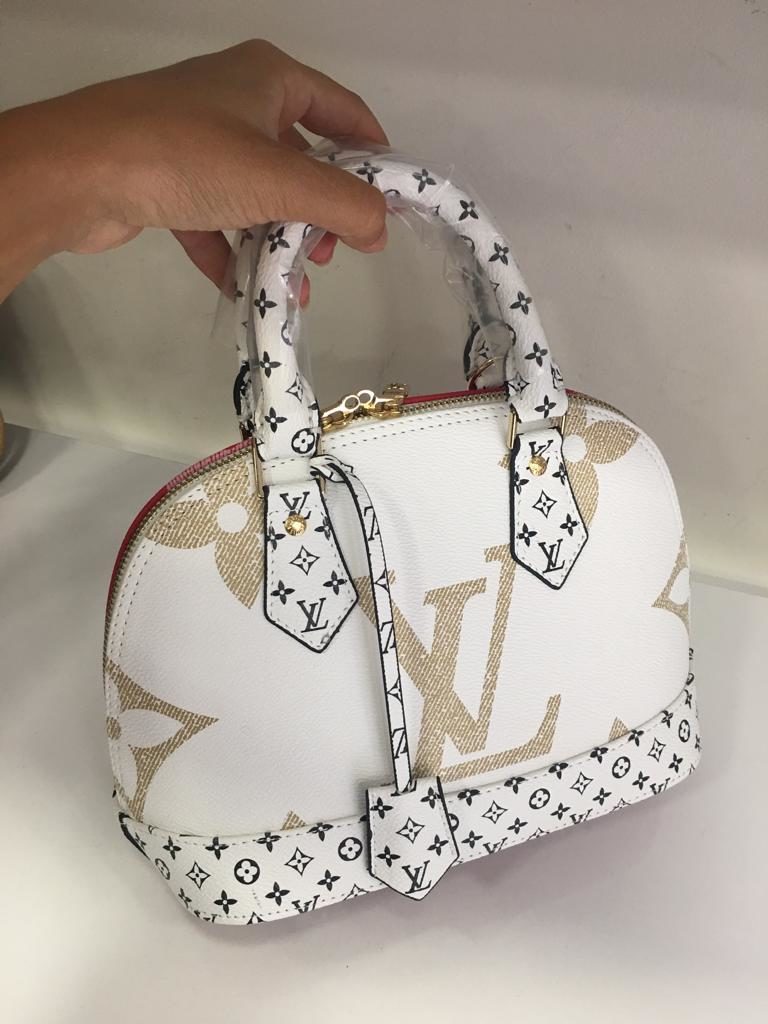 louis vuitton canta suni deri alma monogram cift tarafli beyaz fusya pembe 27x13cm