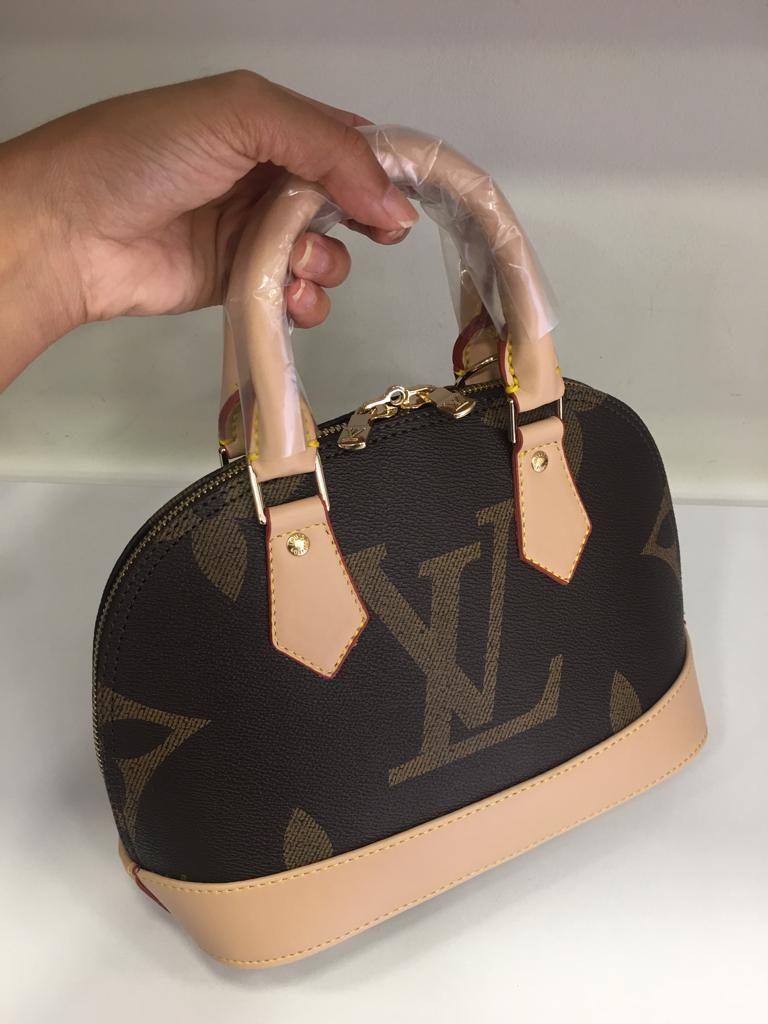 louis vuitton canta suni deri alma monogram cift tarafli klasik 27x13cm