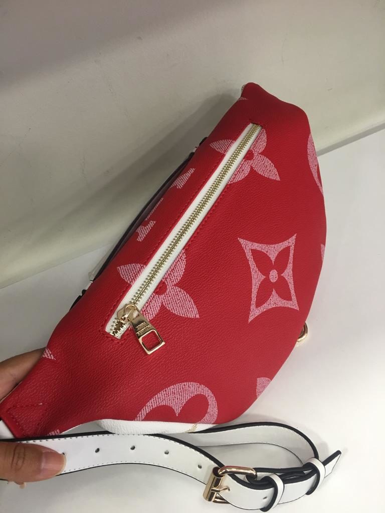 louis vuitton canta suni deri bumbag bel cantasi monogram cift tarafli beyaz kirmizi37x14cm