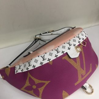 louis vuitton canta suni deri bumbag bel cantasi monogram cift tarafli fusya pembe 37x14cm