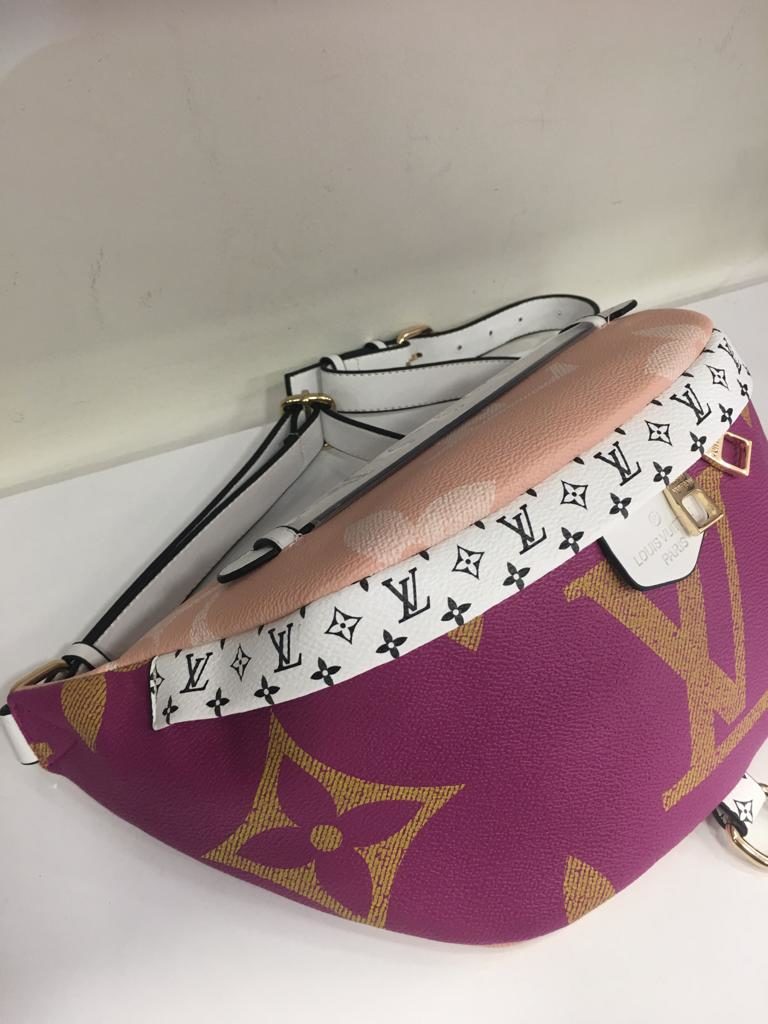 louis vuitton canta suni deri bumbag bel cantasi monogram cift tarafli fusya pembe 37x14cm