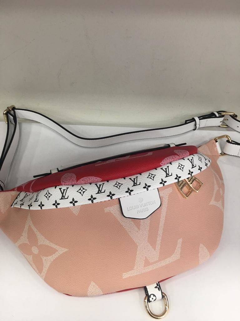louis vuitton canta suni deri bumbag bel cantasi monogram cift tarafli pudra pembe kirmizi 37x14cm