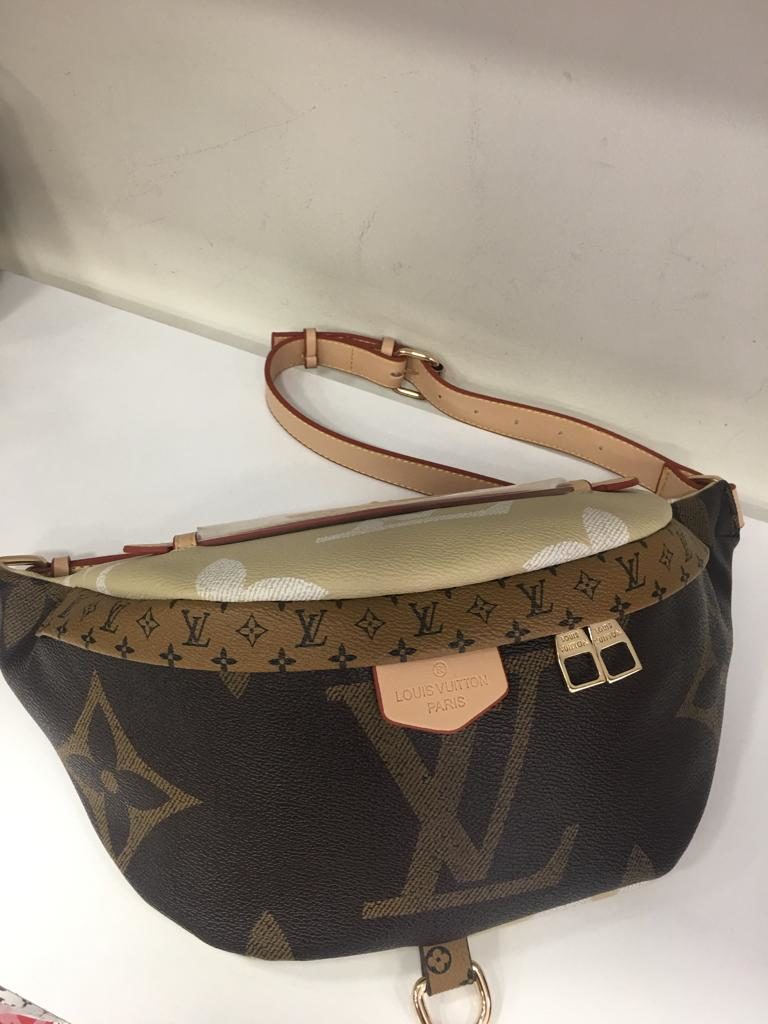 louis vuitton canta suni deri bumbag bel cantasi monogram cift tarafli vizon kahve 37x14cm