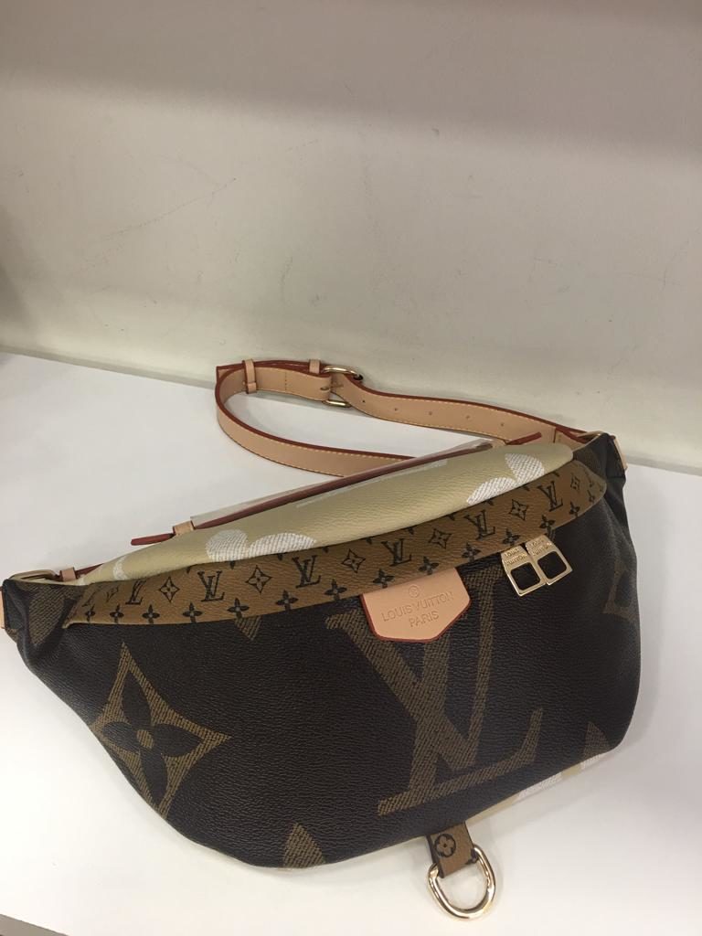 louis vuitton canta suni deri bumbag bel cantasi monogram cift tarafli vizon kahve 37x14cm