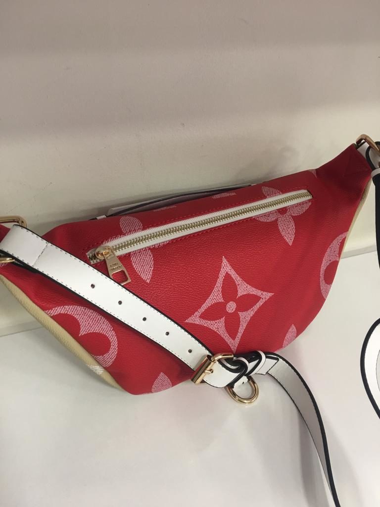 louis vuitton canta suni deri bumbag bel cantasi monogram cift tarafli vizon kirmizi 37x14cm