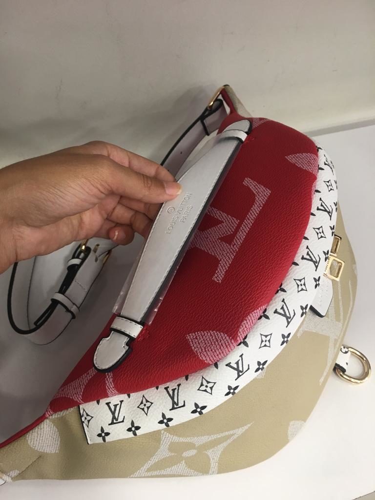 louis vuitton canta suni deri bumbag bel cantasi monogram cift tarafli vizon kirmizi 37x14cm