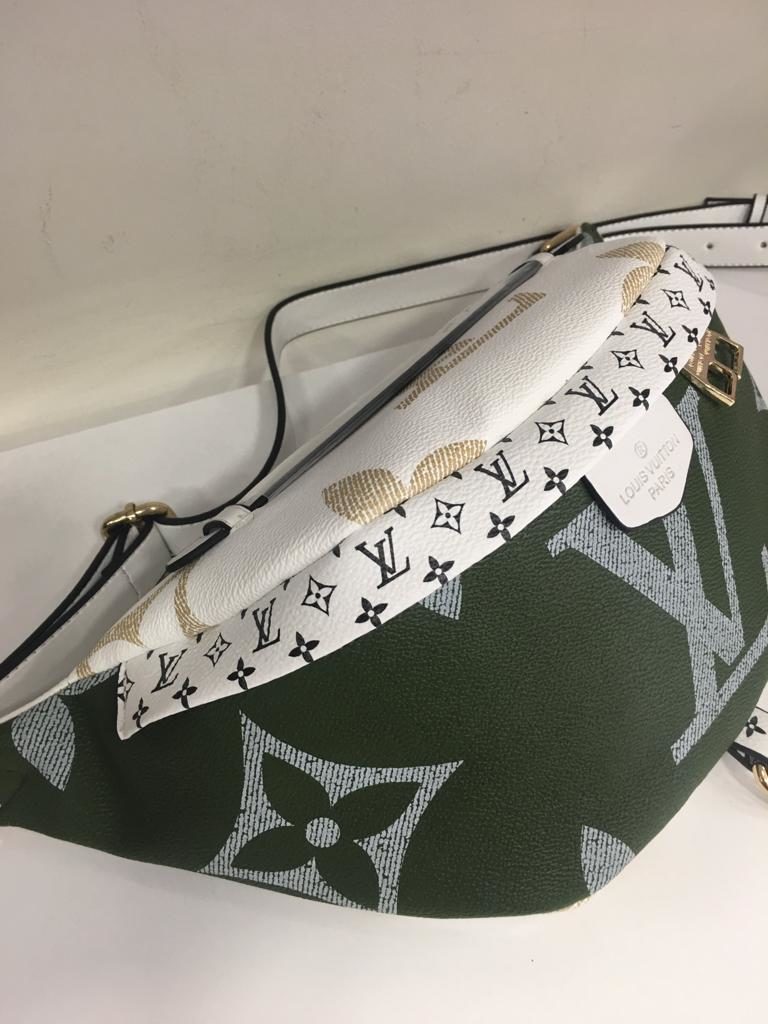 louis vuitton canta suni deri bumbag bel cantasi monogram cift tarafli yesil beyaz37x14cm
