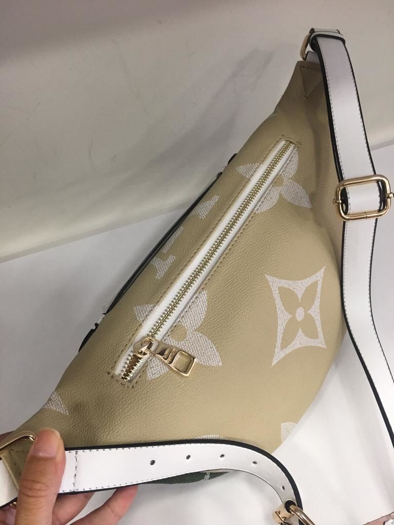 louis vuitton canta suni deri bumbag bel cantasi monogram cift tarafli yesil vizon 37x14cm