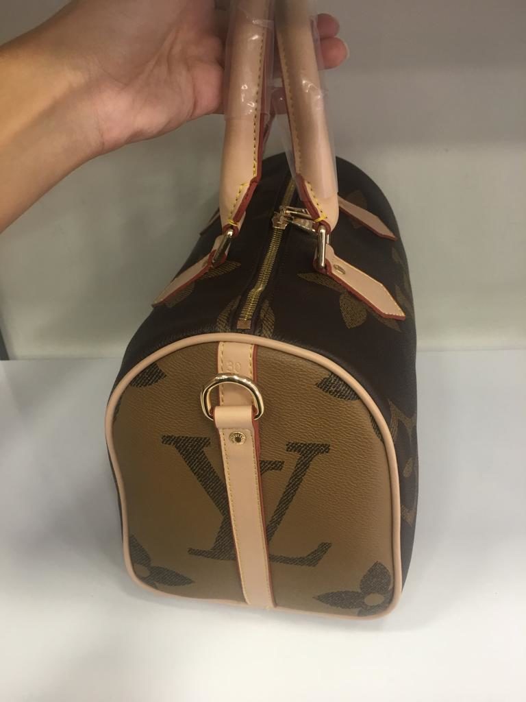 louis vuitton canta suni deri speedy monogram buyuk logo 30cm cift tarafli