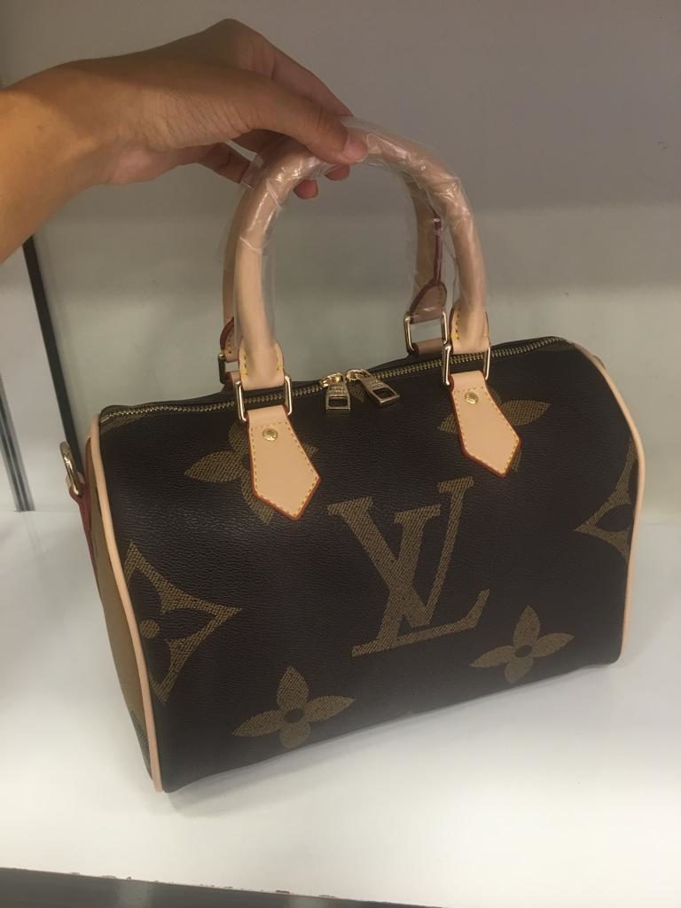 louis vuitton canta suni deri speedy monogram buyuk logo 30cm cift tarafli