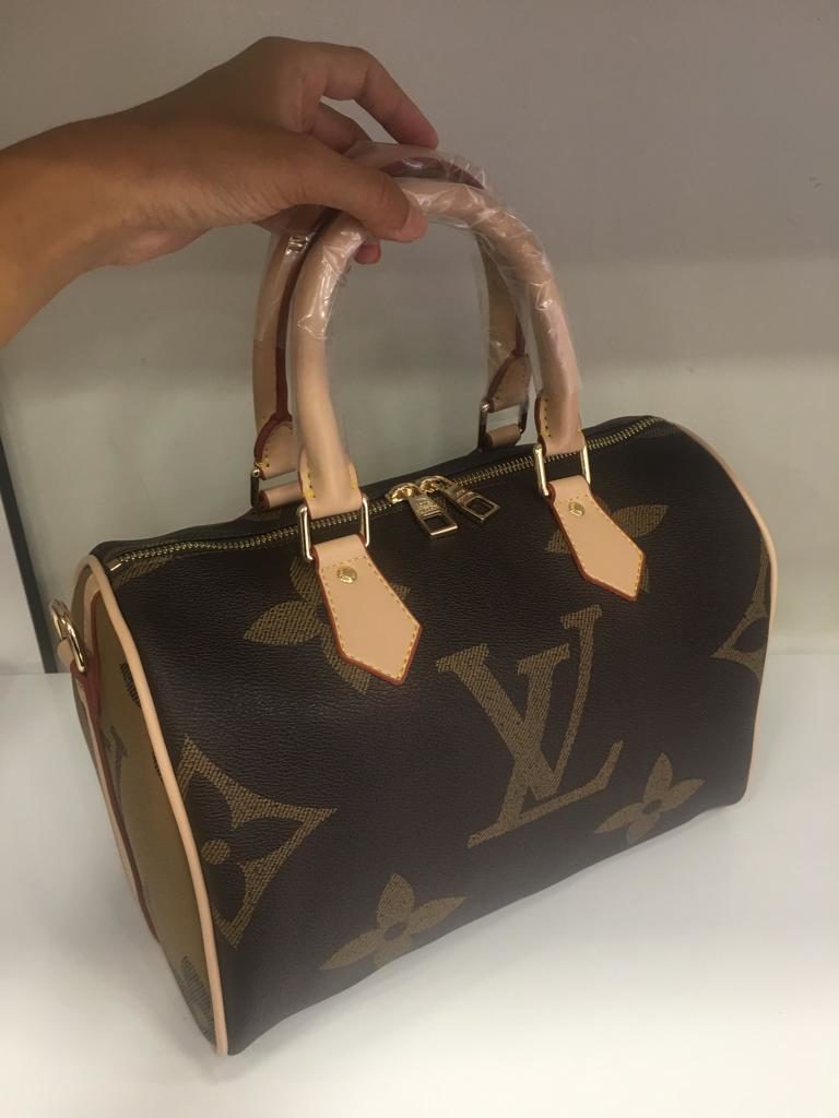 louis vuitton canta suni deri speedy monogram buyuk logo 30cm cift tarafli
