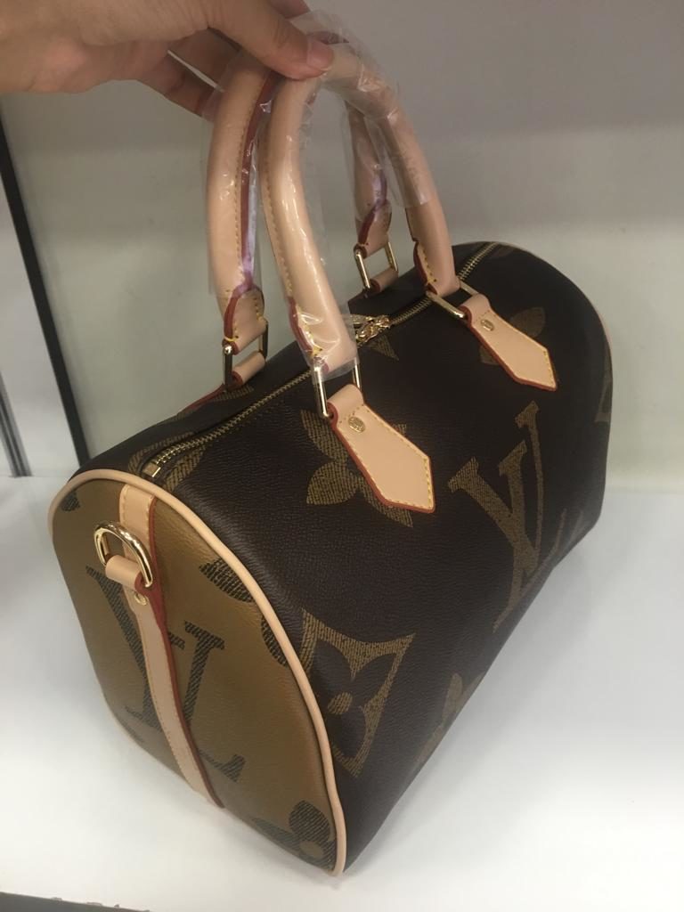 louis vuitton canta suni deri speedy monogram buyuk logo 30cm cift tarafli