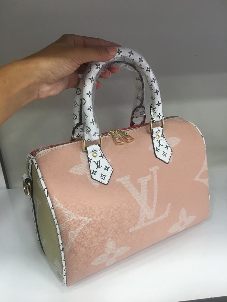 louis vuitton canta suni deri speedy monogram buyuk logo 30cm cift tarafli pudra kirmizi