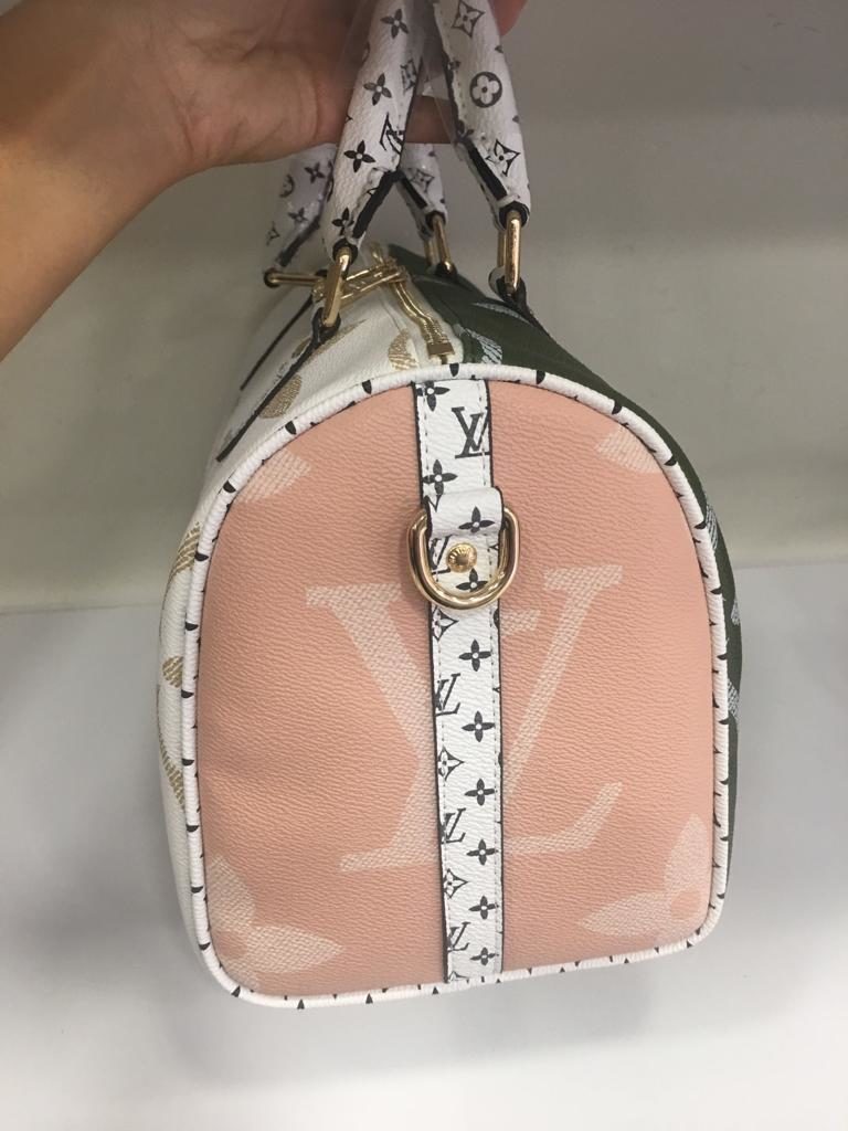 louis vuitton canta suni deri speedy monogram buyuk logo 30cm cift tarafli yesil beyaz