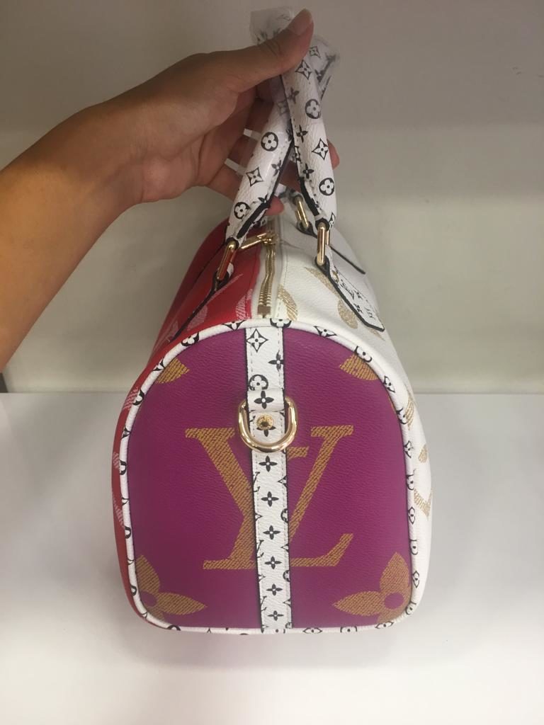 louis vuitton canta suni deri speedy monogram kirmizi beyaz buyuk logo 30cm cift tarafli