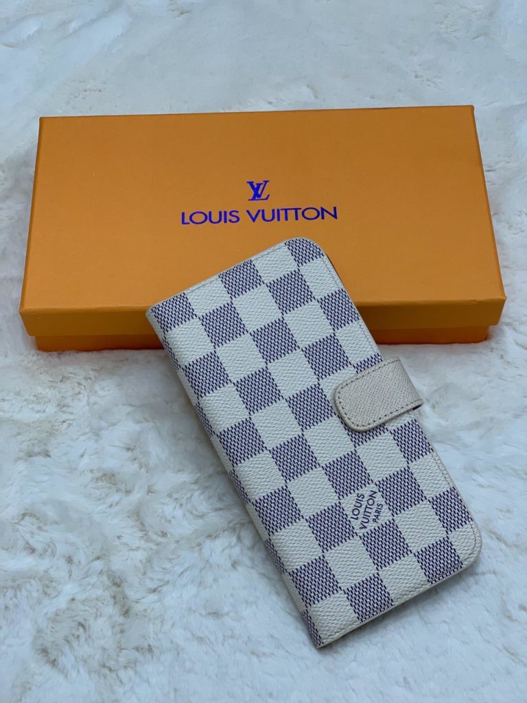 louis vuitton telefon kilifi kapakli beyaz damier