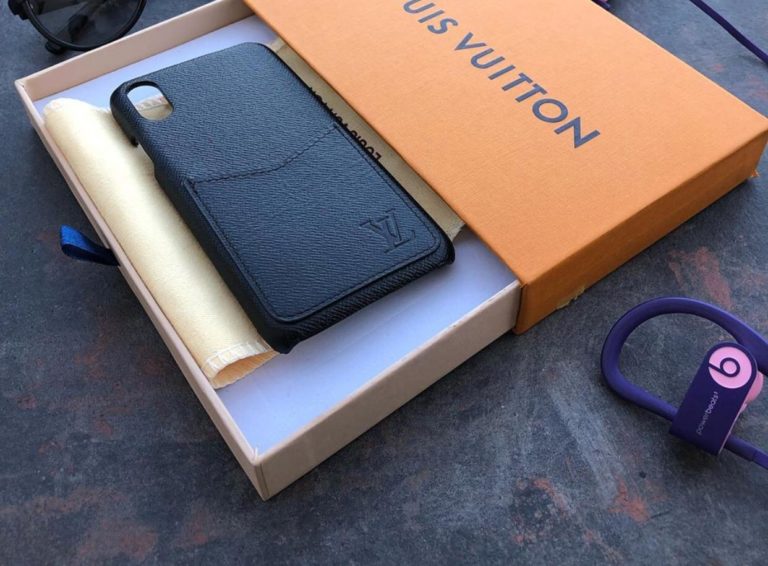 louis vuitton telefon kilifi siyah