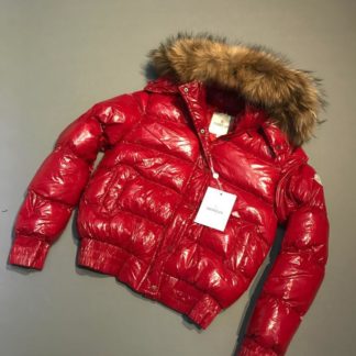 moncler mont parlak kirmizi kapuson