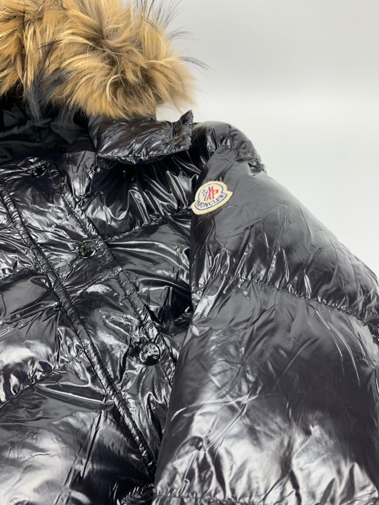 moncler mont parlak siyah kapuson