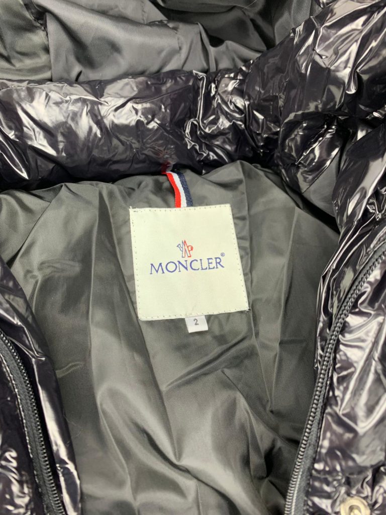 moncler mont parlak siyah kapuson