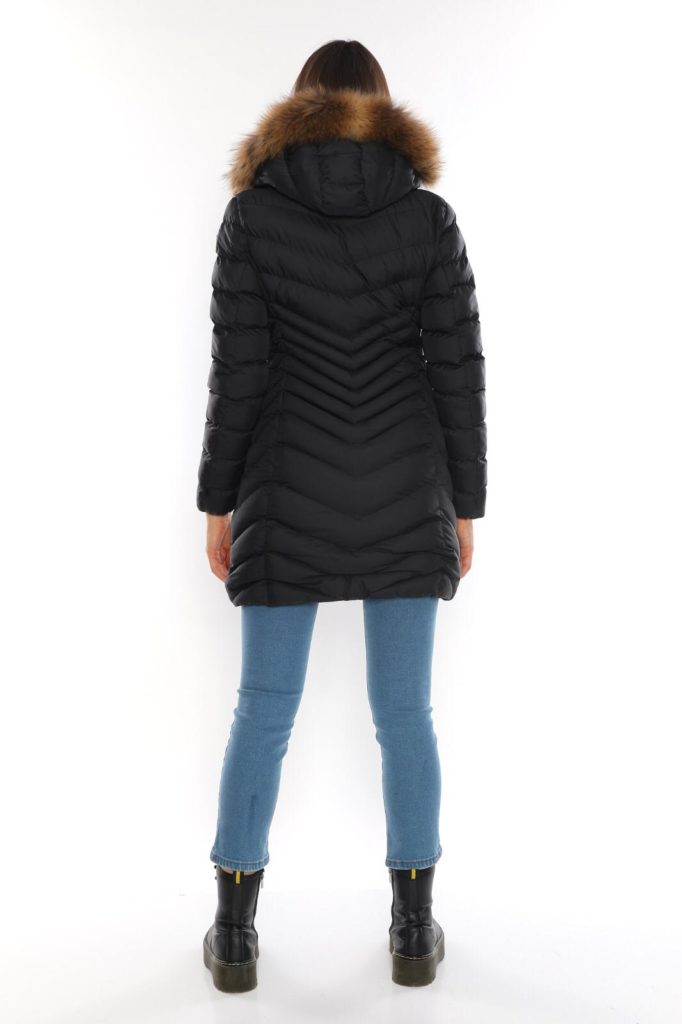 moncler mont uzun mat siyah oklu dikis